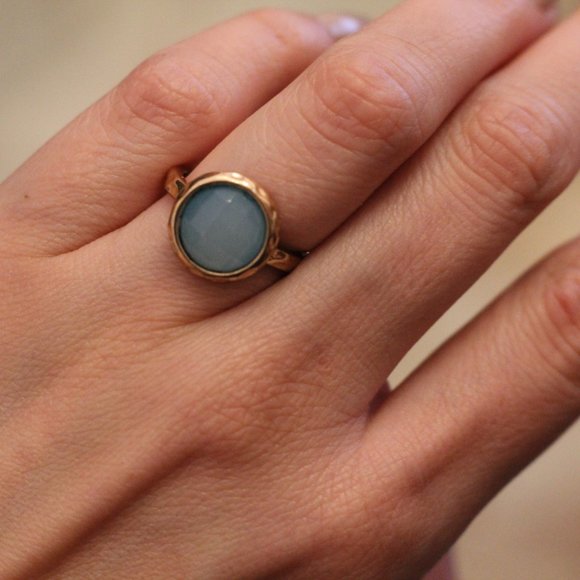 Express Jewelry - ☀️ Express Teal and Gold Ring / 8